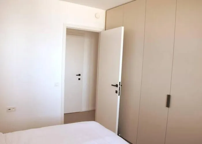 Luxueus & Nieuw 2-slaapkamerappartement Met Garage Ostend